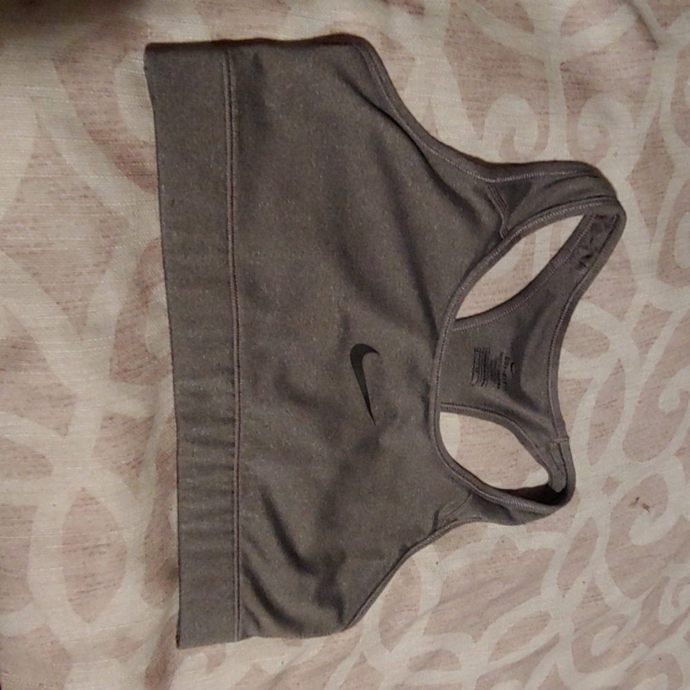 sport bra